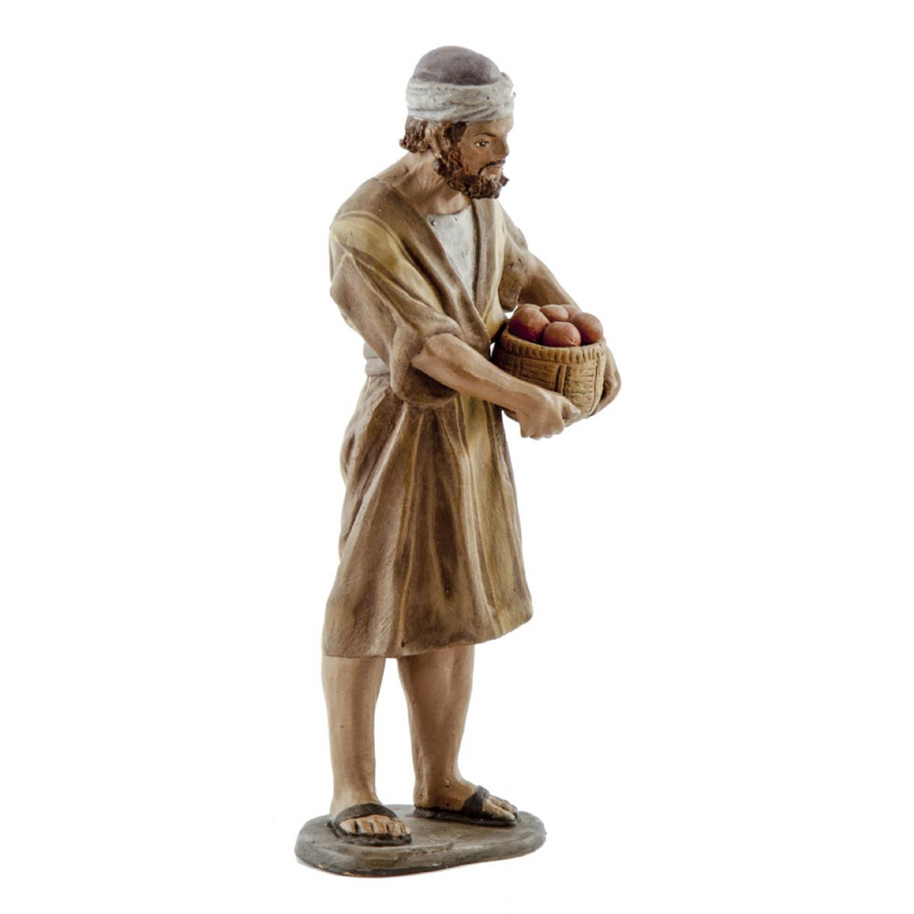 Pastor con cesta de frutas en barro policromado - Jos Luis Mayo - 14 cm.