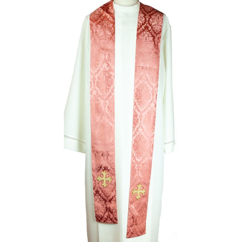 Estola de damasco rosa con cruz bordada - 93% lana, 3% viscosa, 4% poli�ster