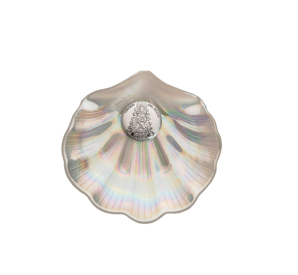  Concha de bautismo en smil ncar con medalln de la Virgen del Roco - 14 x 14 cm